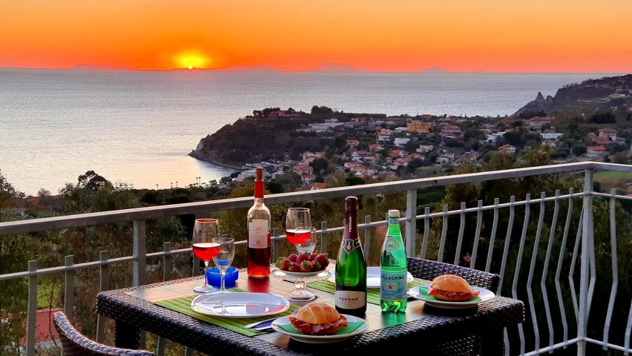 Naturamare Apartments - Piscina Idromassaggio Con Vista Mare Aperta Fino Alle Ore 22-00 Capo Vaticano Εξωτερικό φωτογραφία