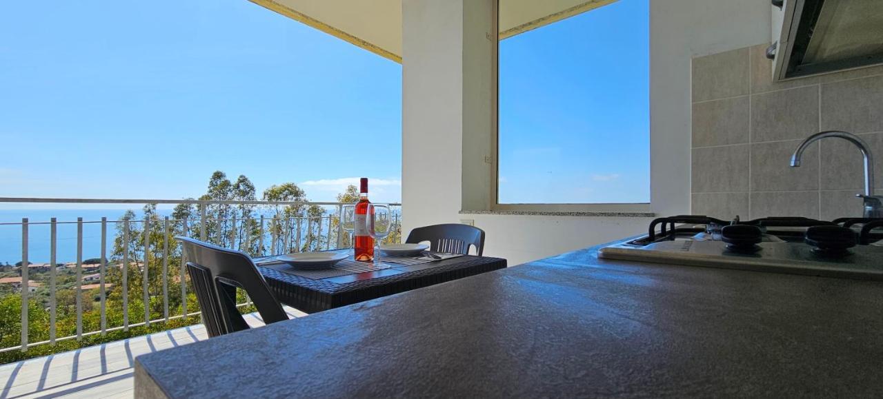 Naturamare Apartments - Piscina Idromassaggio Con Vista Mare Aperta Fino Alle Ore 22-00 Capo Vaticano Εξωτερικό φωτογραφία