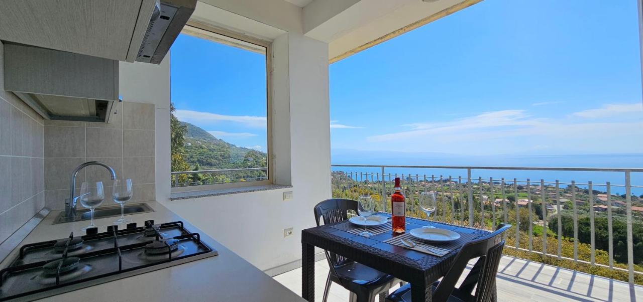 Naturamare Apartments - Piscina Idromassaggio Con Vista Mare Aperta Fino Alle Ore 22-00 Capo Vaticano Εξωτερικό φωτογραφία
