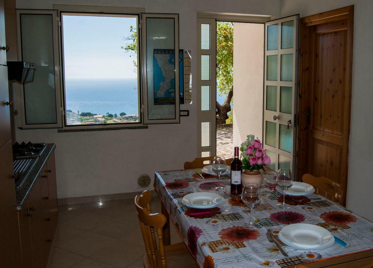 Naturamare Apartments - Piscina Idromassaggio Con Vista Mare Aperta Fino Alle Ore 22-00 Capo Vaticano Εξωτερικό φωτογραφία